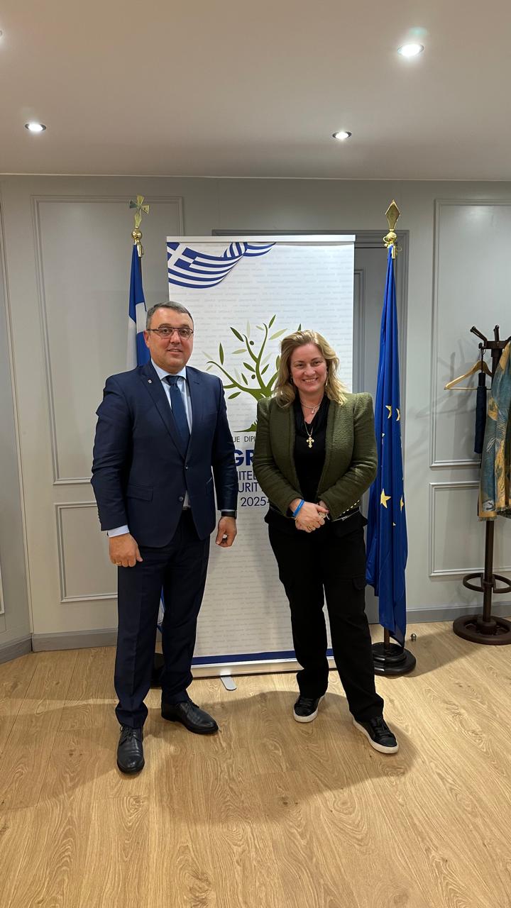 Голова ФГТУ Степан Махсма та Генеральна секретарка МЗС Греції з питань греків зарубіжжя Майрою Міроянні